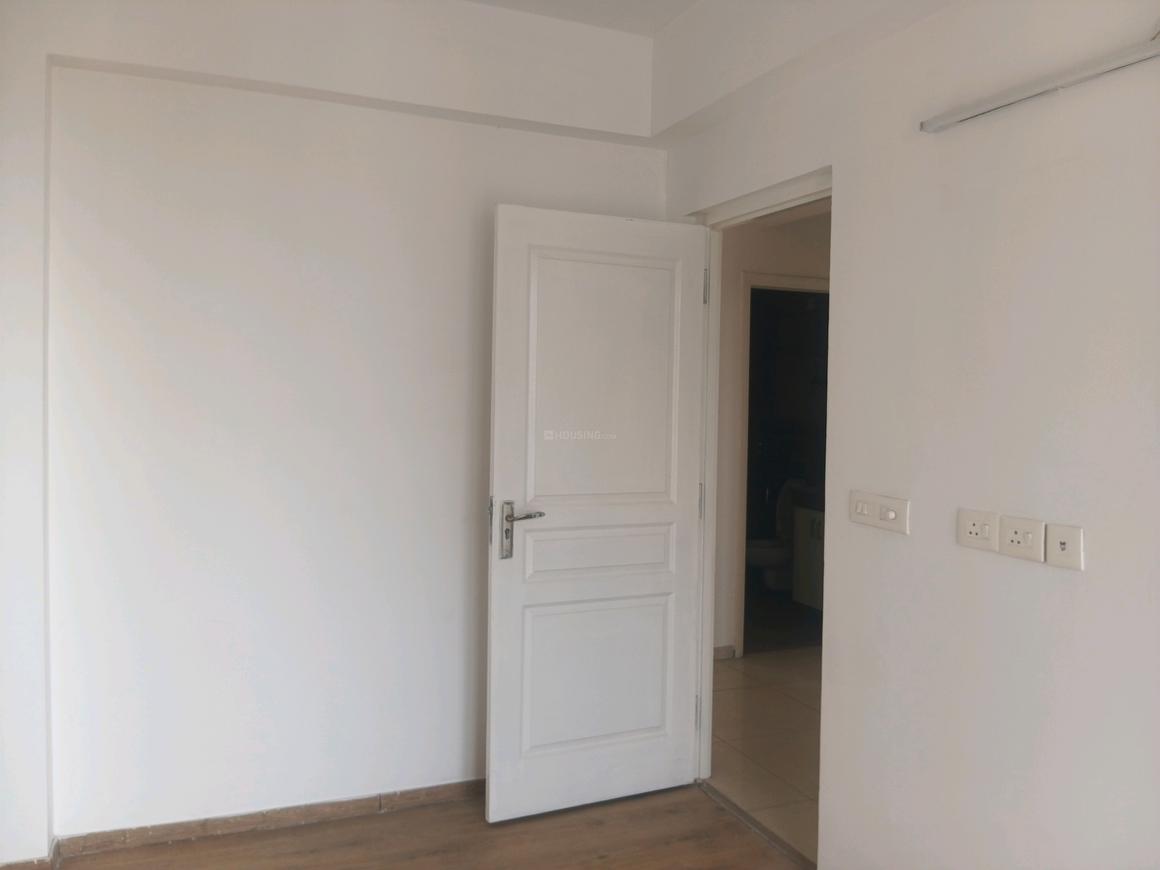 2 BHK for rent in Sector 108, Gurugram — semi-furnished — 1000 sq.ft — Experion The Heartsong