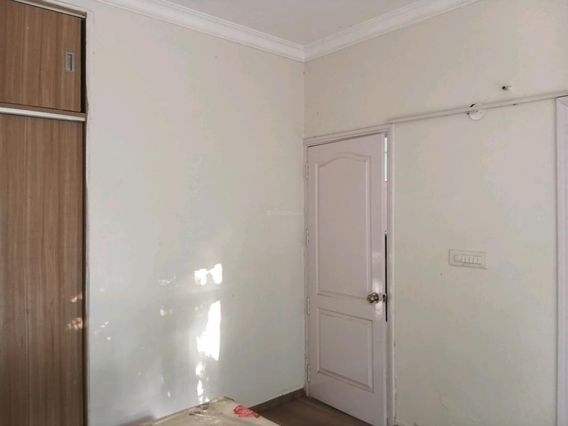 2 BHK for rent in Sector 109, Gurugram — semi-furnished — 1440 sq.ft — Raheja Atharva