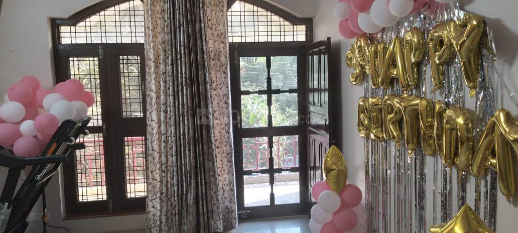 2 BHK for rent in Sector 10A, Gurugram — semi-furnished — 1410 sq.ft