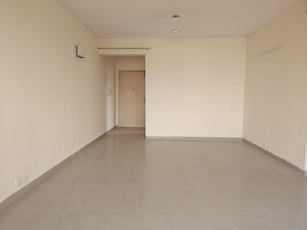 2 BHK for rent in Sector 110a, Gurugram — semi-furnished — 990 sq.ft — Mahindra Aura