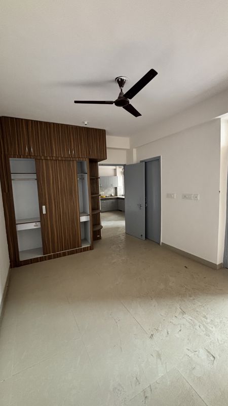 2 BHK for rent in Sector 111, Gurugram — unfurnished — 700 sq.ft — Lotus Homz