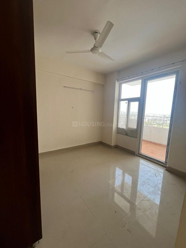2 BHK for rent in Sector 112, Gurugram — semi-furnished — 603 sq.ft — Zara Rossa
