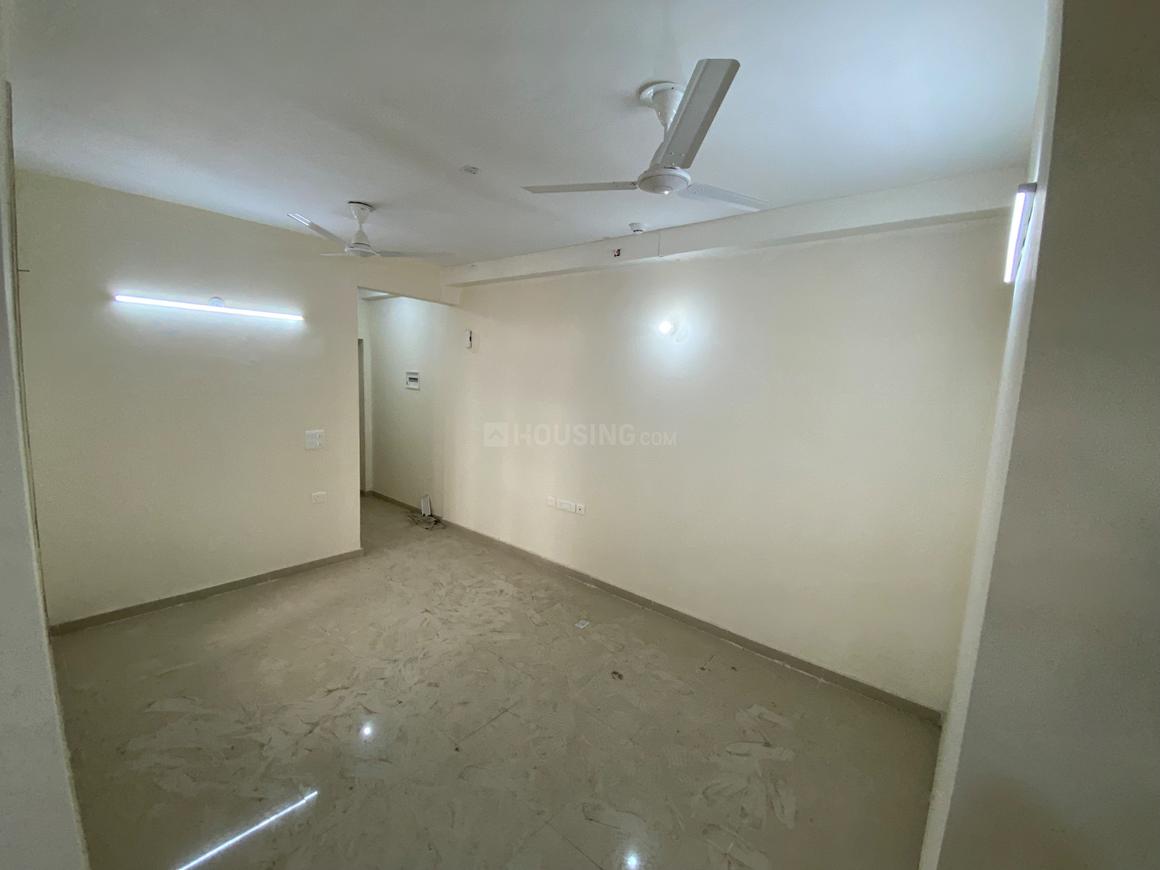 2 BHK for rent in Sector 112, Gurugram — semi-furnished — 601 sq.ft — Pareena Om Apartments