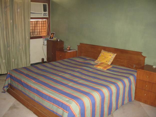 2 BHK for rent in Sector 14, Gurugram — furnished — 1158 sq.ft