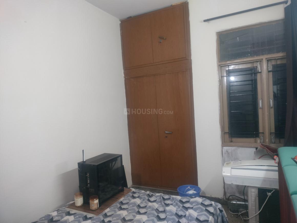 2 BHK for rent in Sector 15, Gurugram — semi-furnished — 750 sq.ft — CGHS Rail Vihar