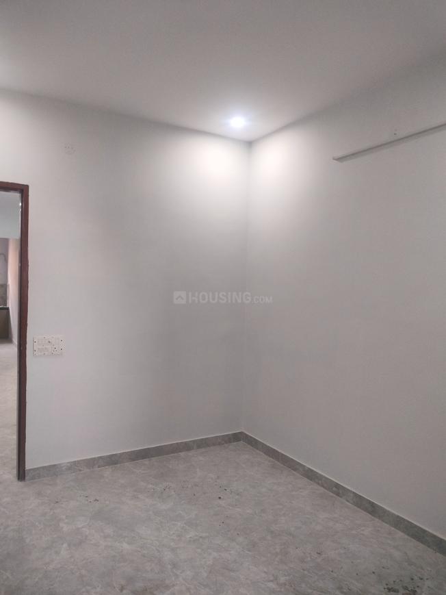 2 BHK for rent in Sector 15, Gurugram — semi-furnished — 1050 sq.ft