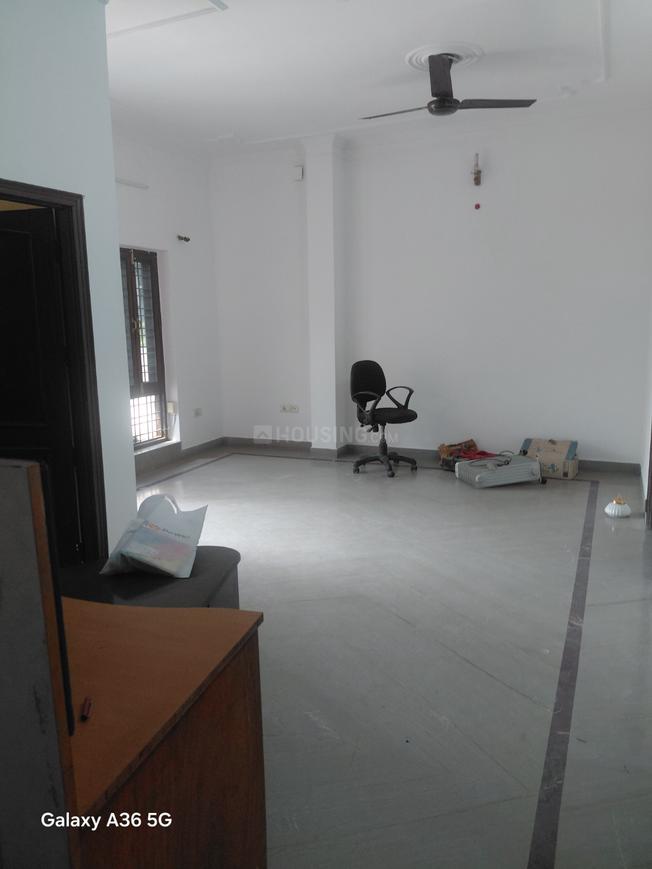 2 BHK for rent in Sector 15, Gurugram — semi-furnished — 1500 sq.ft