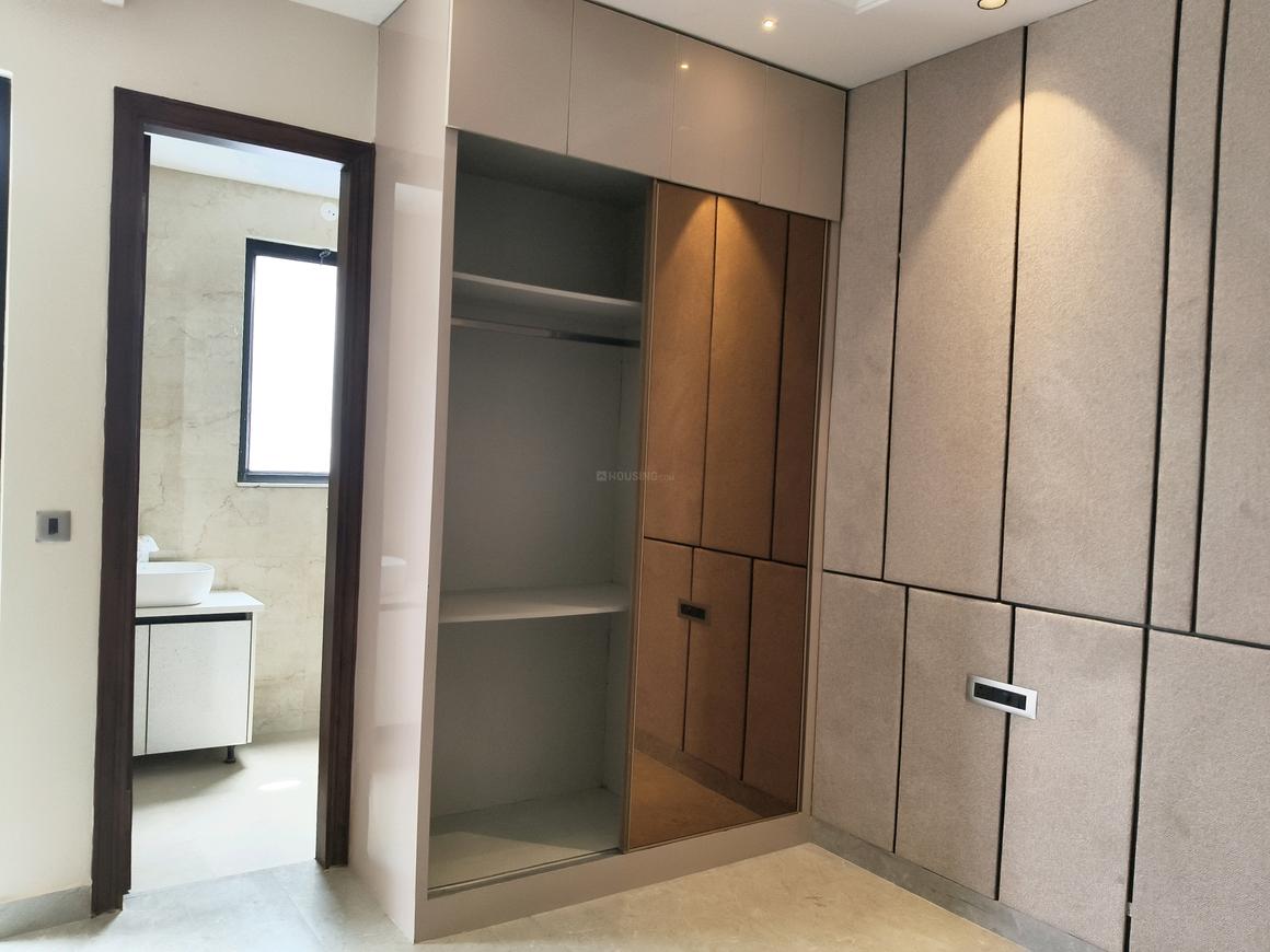 2 BHK for rent in Sector 15 Part 2, Gurugram — 550 sq.ft