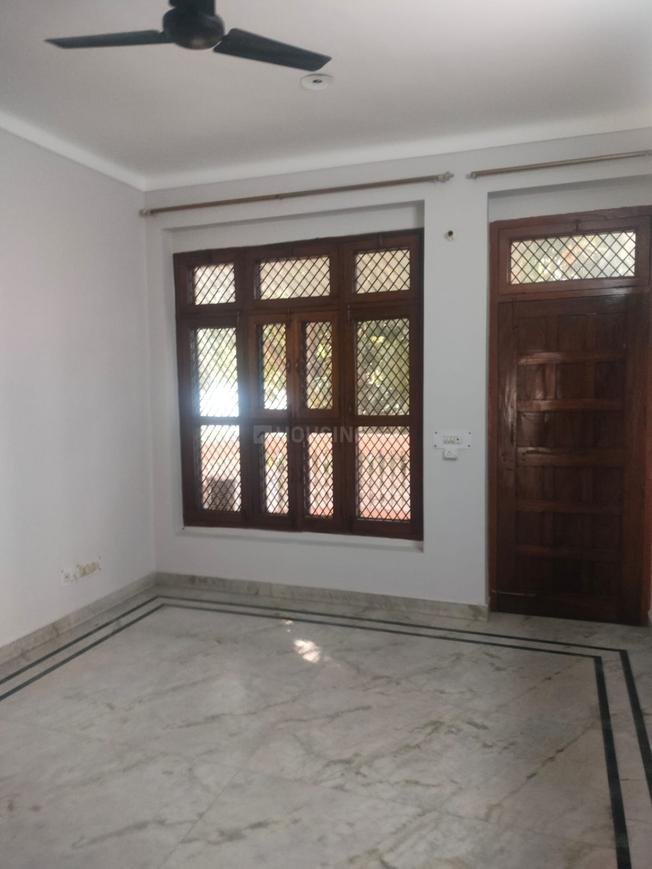 2 BHK for rent in Sector 15 Part 2, Gurugram — semi-furnished — 1350 sq.ft