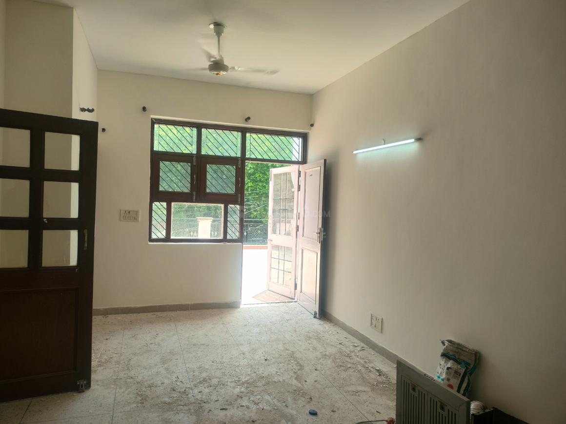 2 BHK for rent in Sector 15 Part 2, Gurugram — semi-furnished — 1550 sq.ft