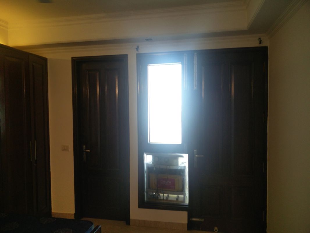 2 BHK for rent in Sector 17, Gurugram — unfurnished — 500 sq.ft