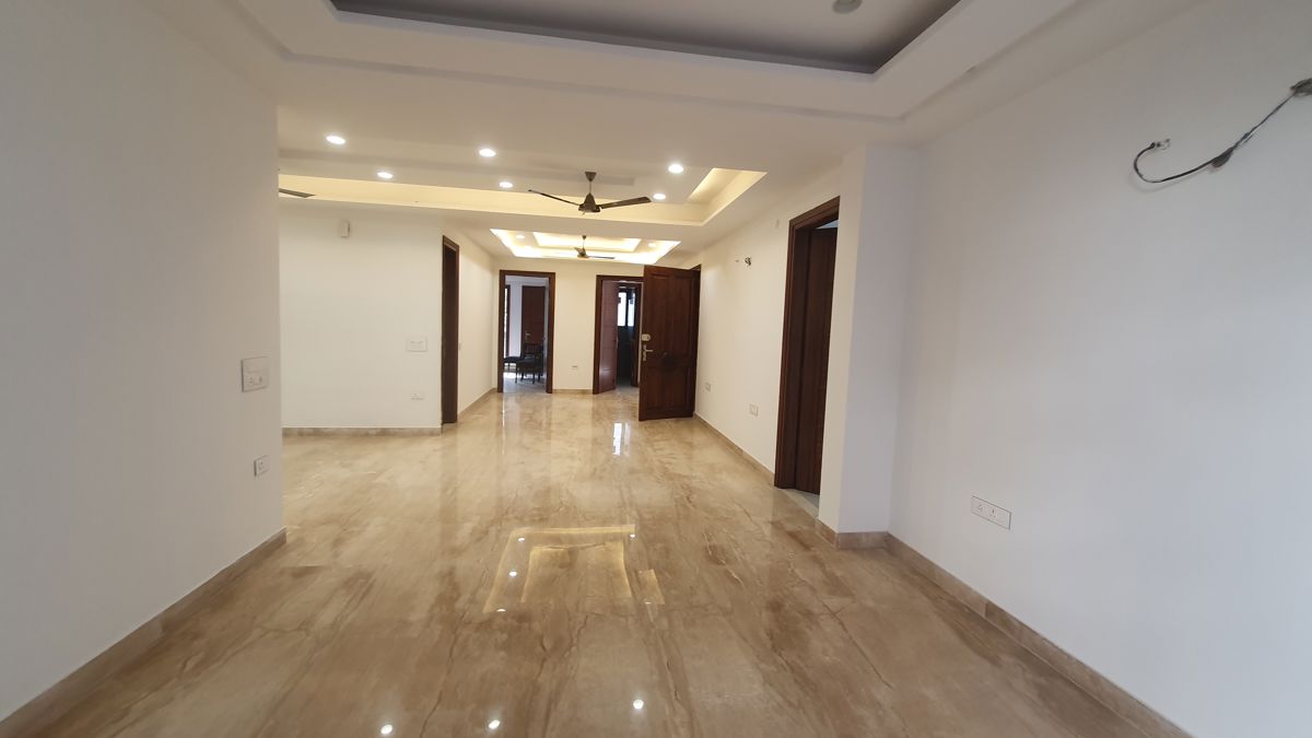 2 BHK for rent in Sector 21, Gurugram — semi-furnished — 1300 sq.ft