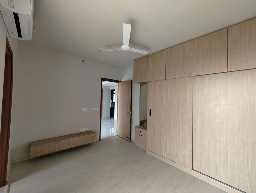 2 BHK for rent in Sector 21, Gurugram — semi-furnished — 1300 sq.ft