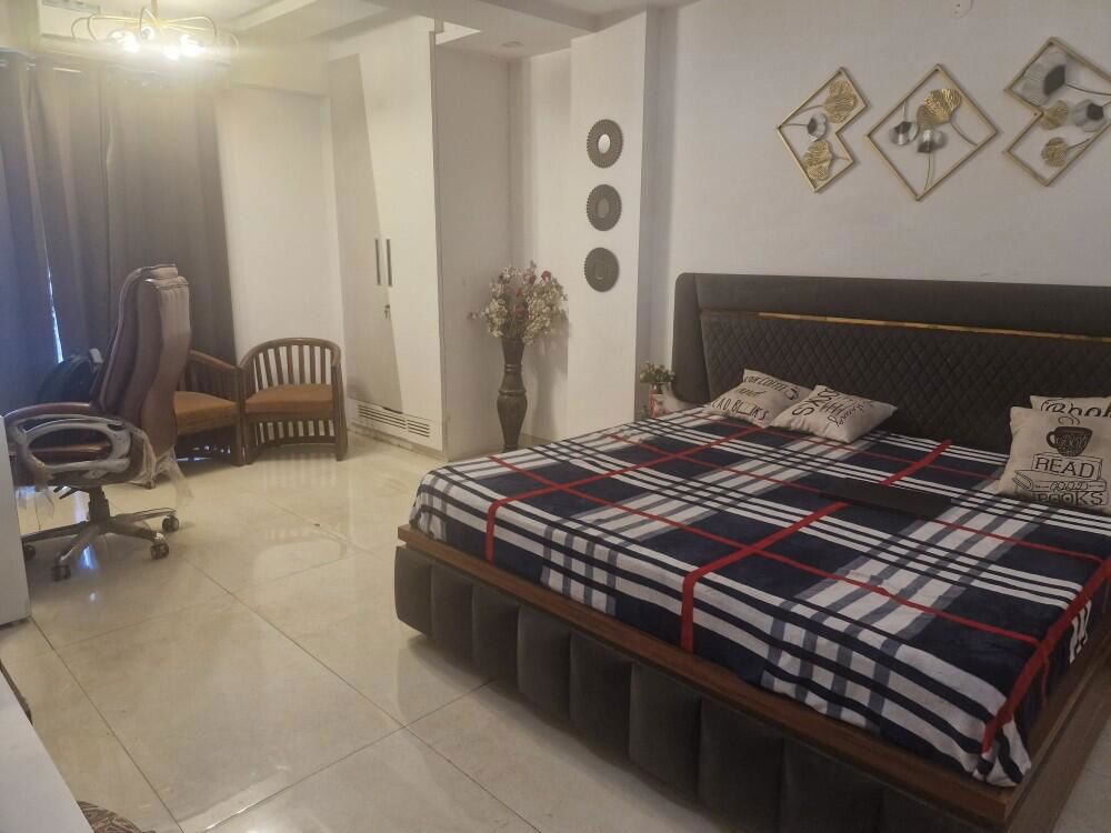 2 BHK for rent in Sector 21, Gurugram — furnished — 1350 sq.ft
