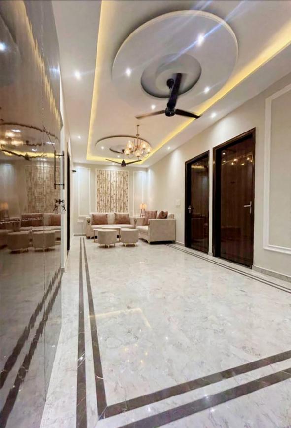 2 BHK for rent in Sector 21, Gurugram — semi-furnished — 1456 sq.ft