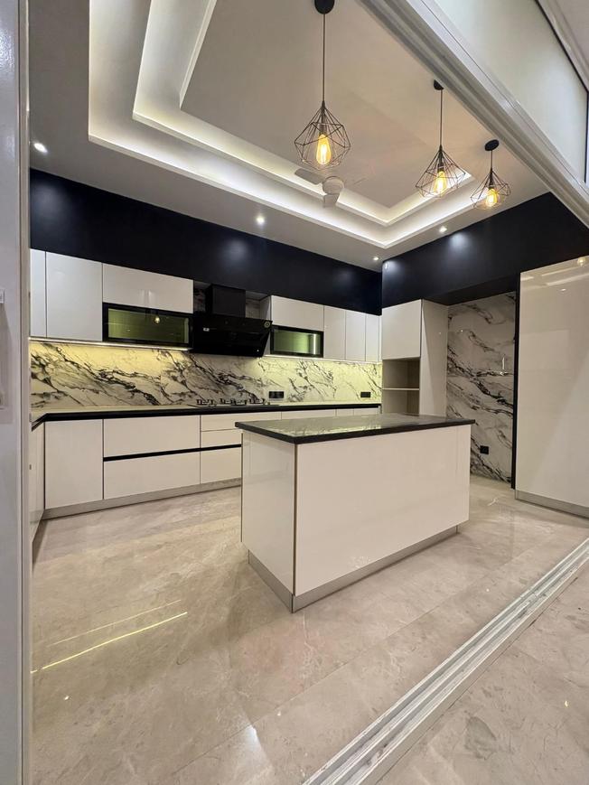 2 BHK for rent in Sector 21, Gurugram — semi-furnished — 1244 sq.ft