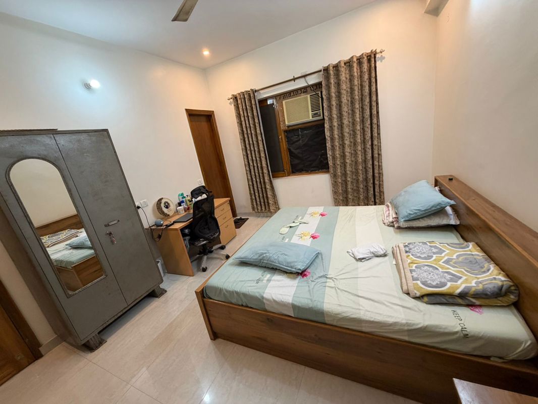 2 BHK for rent in Sector 21, Gurugram — furnished — 800 sq.ft