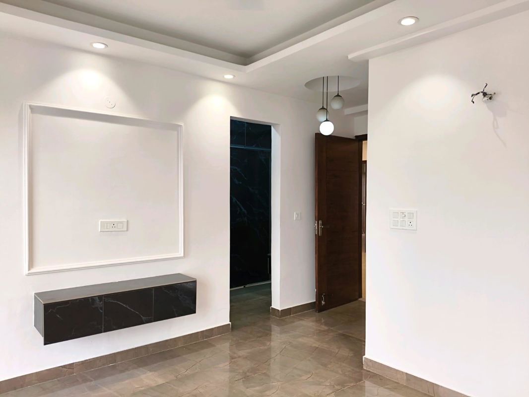 2 BHK for rent in Sector 22, Gurugram — semi-furnished — 1300 sq.ft
