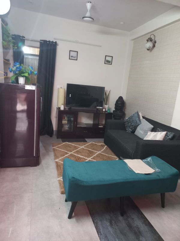 2 BHK for rent in Sector 23, Gurugram — semi-furnished — 1300 sq.ft — Ansal Plaza Sector-23