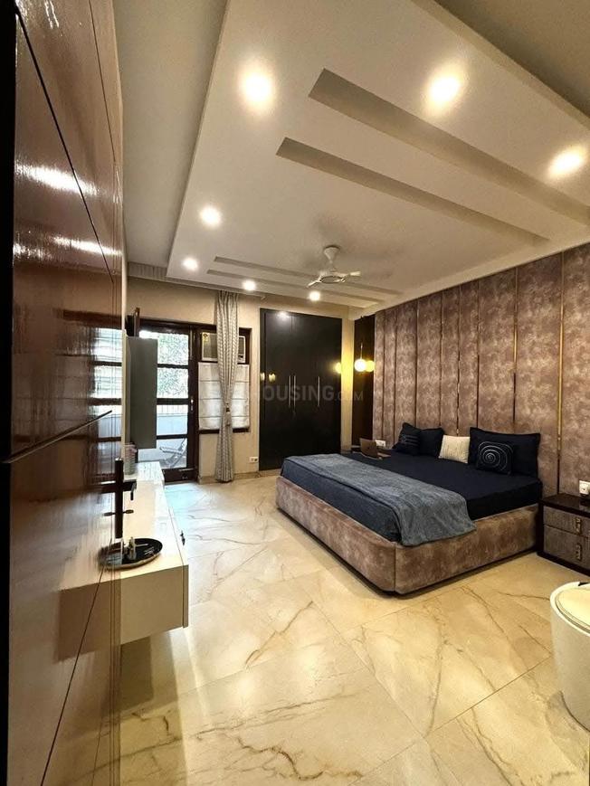 2 BHK for rent in Sector 23, Gurugram — semi-furnished — 980 sq.ft