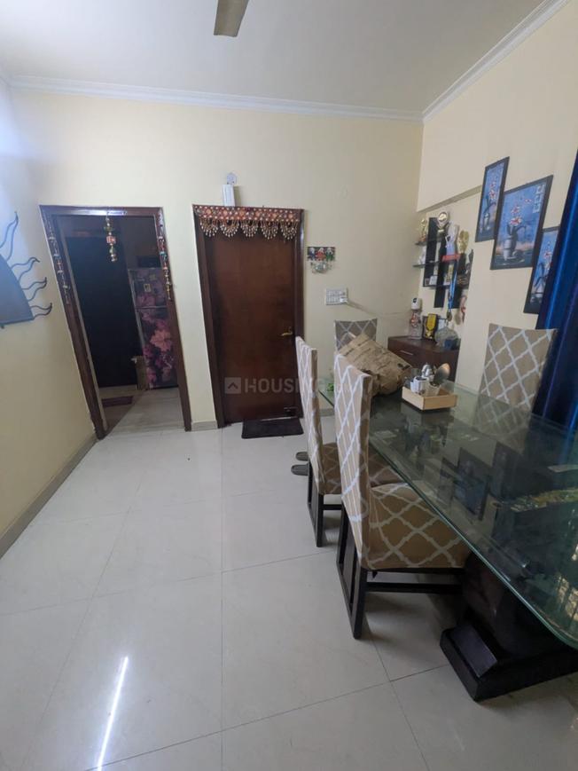 2 BHK for rent in Sector 23, Gurugram — semi-furnished — 1350 sq.ft