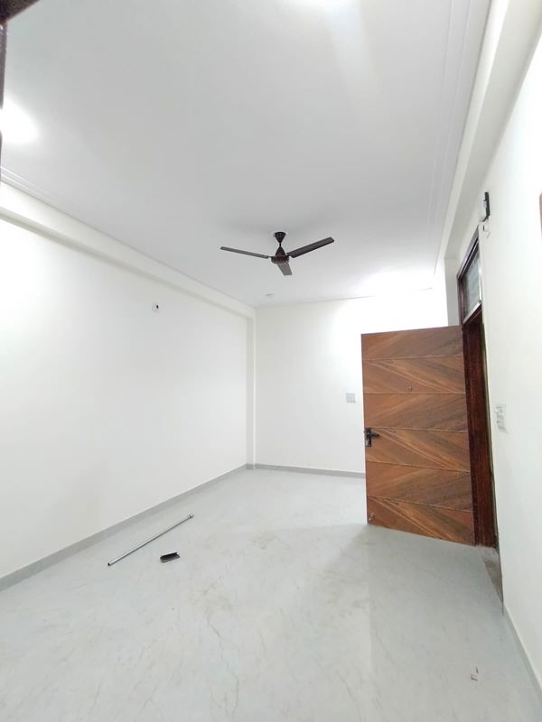 2 BHK for rent in Sector 23, Gurugram — semi-furnished — 260 sq.ft