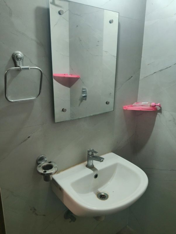 2 BHK for rent in Sector 23, Gurugram — semi-furnished — 1000 sq.ft — Ansal Plaza Sector-23