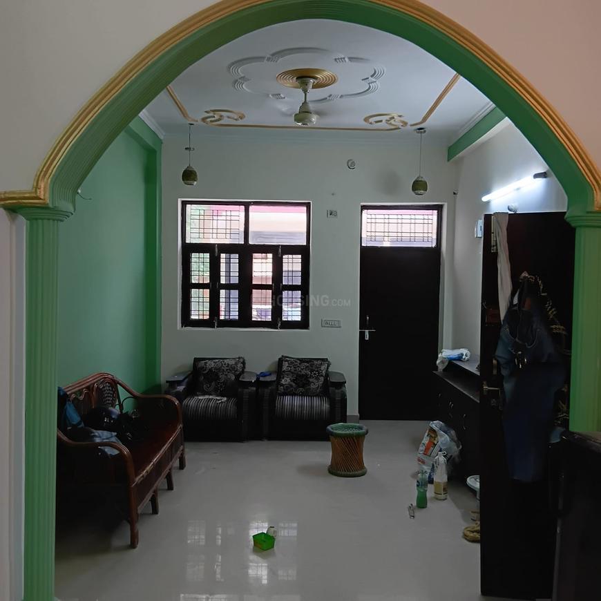 2 BHK for rent in Sector 23A, Gurugram — 900 sq.ft — Jai Mata Di Properties AS Floors - 2