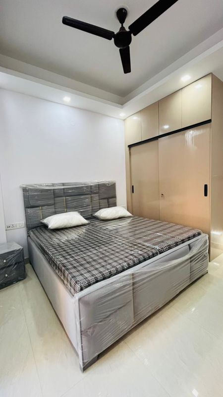 2 BHK for rent in Sector 27, Gurugram — furnished — 1000 sq.ft — DLF City Gurgaon