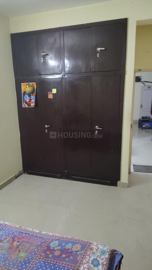 2 BHK for rent in Sector 27, Gurugram — 1350 sq.ft