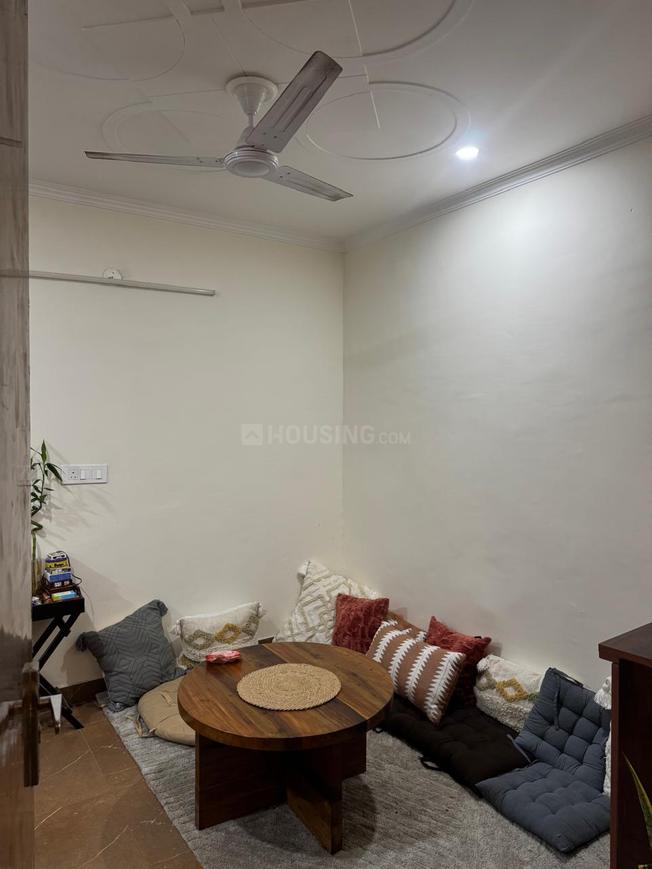 2 BHK for rent in Sector 28, Gurugram — 750 sq.ft
