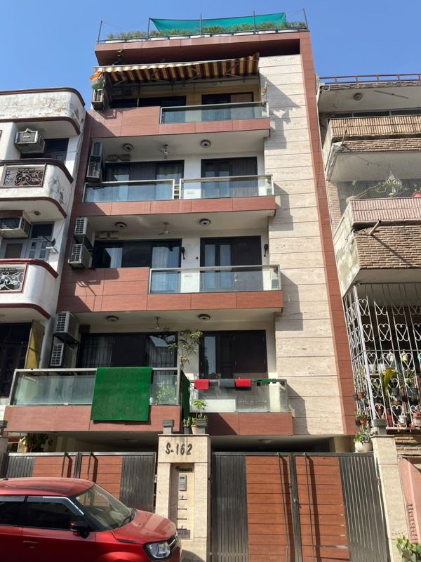 2 BHK for rent in Sector 30, Gurugram — unfurnished — 160 sq.ft