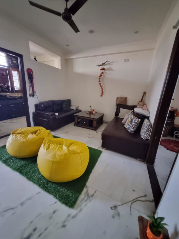 2 BHK for rent in Sector 31, Gurugram — semi-furnished — 1434 sq.ft