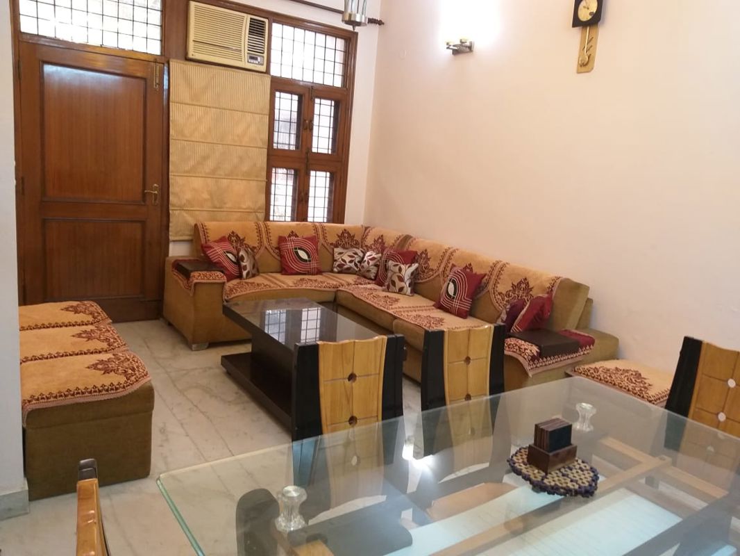 2 BHK for rent in Sector 31, Gurugram — furnished — 1000 sq.ft