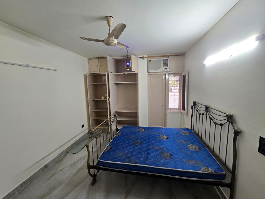 2 BHK for rent in Sector 31, Gurugram — furnished — 253 sq.ft