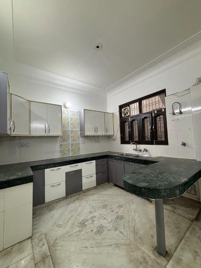 2 BHK for rent in Sector 31, Gurugram — semi-furnished — 1440 sq.ft
