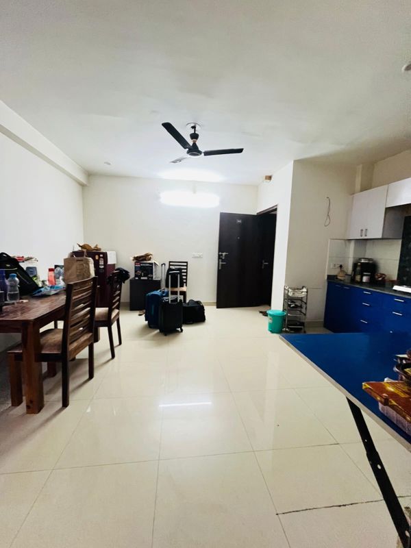 2 BHK for rent in Sector 32, Gurugram — semi-furnished — 1370 sq.ft