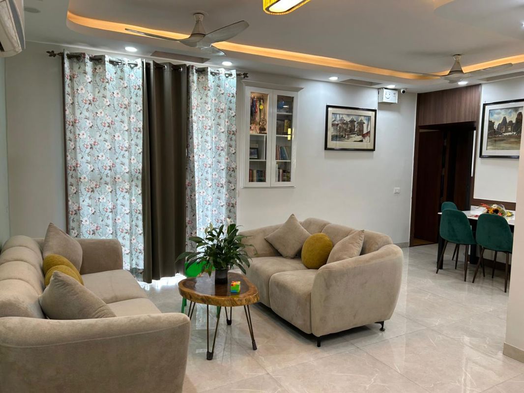 2 BHK for rent in Sector 33, Gurugram — semi-furnished — 1100 sq.ft — Unitech The Residences Gurgaon