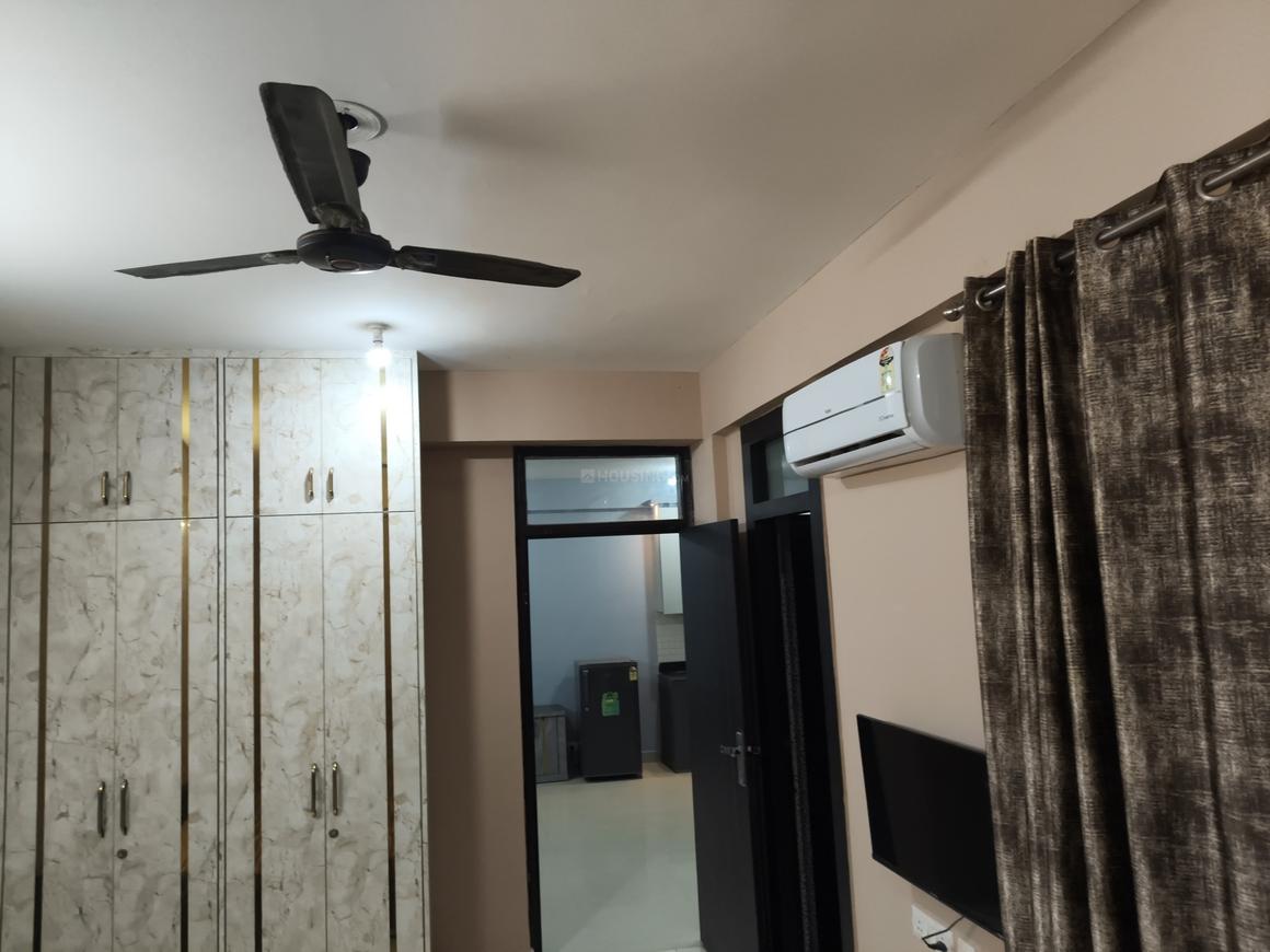 2 BHK for rent in Sector 33, Gurugram — 700 sq.ft — Breez Global Heights