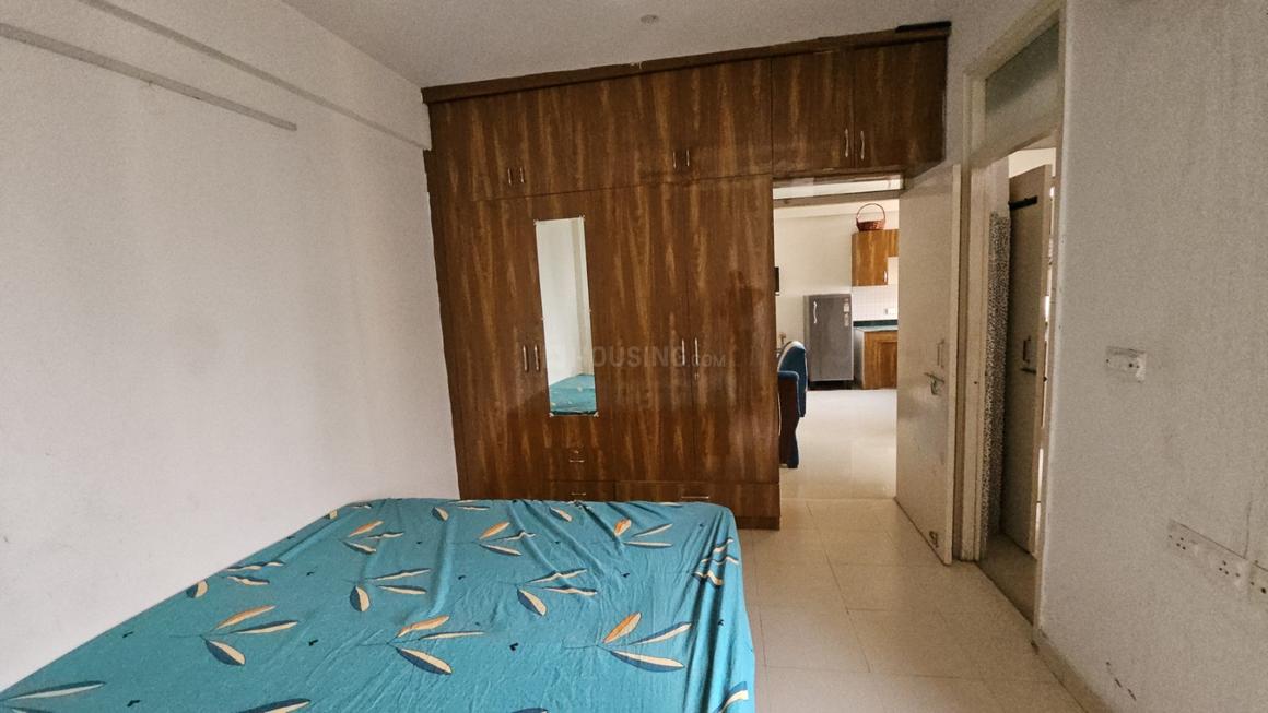 2 BHK for rent in Sector 33, Gurugram — 923 sq.ft — Breez Global Heights