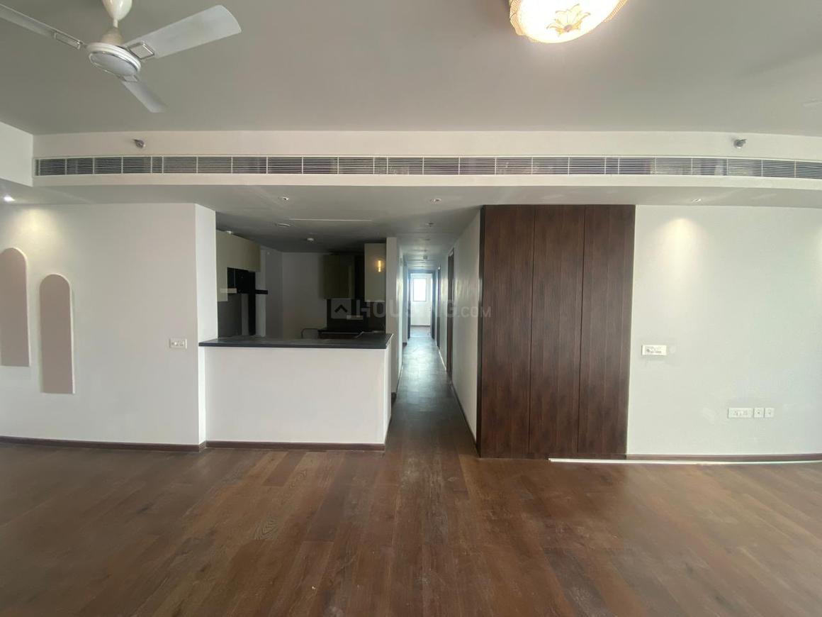 2 BHK for rent in Sector 36A, Gurugram — 1500 sq.ft — Krisumi Waterfall Residences