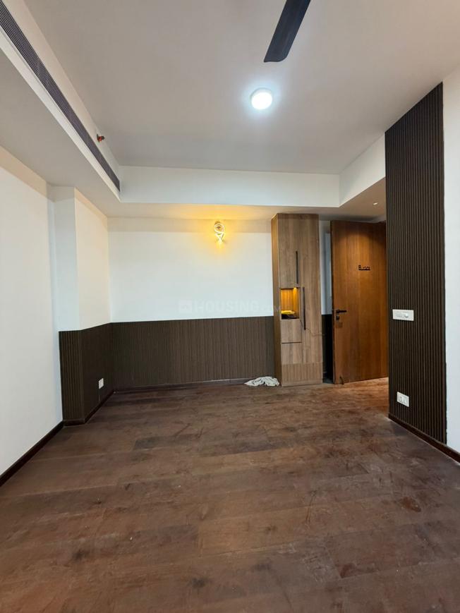 2 BHK for rent in Sector 36A, Gurugram — semi-furnished — 1470 sq.ft — Krisumi Waterfall Residences