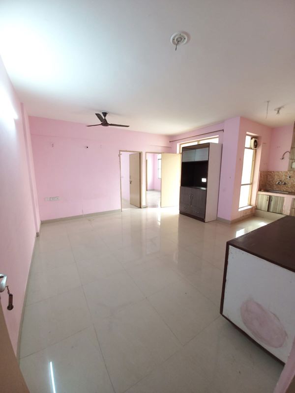 2 BHK for rent in Sector 37c, Gurugram — semi-furnished — 700 sq.ft — Ninex RMG Residency