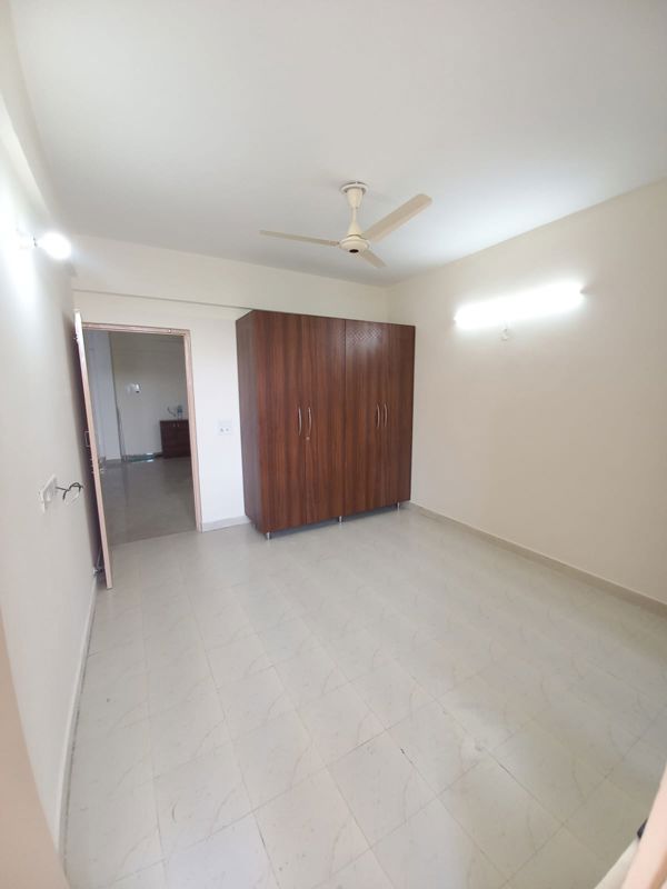 2 BHK for rent in Sector 37c, Gurugram — semi-furnished — 700 sq.ft — Ninex RMG Residency