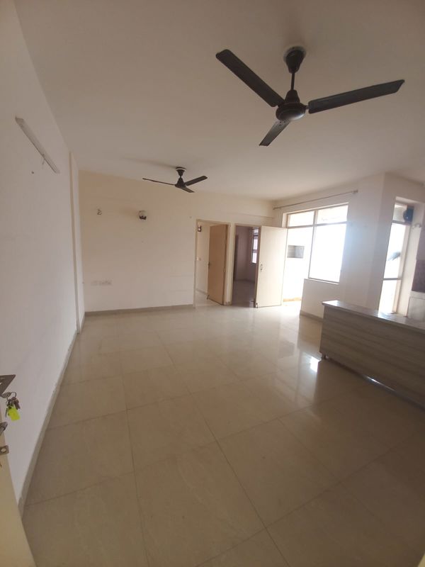 2 BHK for rent in Sector 37c, Gurugram — semi-furnished — 700 sq.ft — Ninex RMG Residency