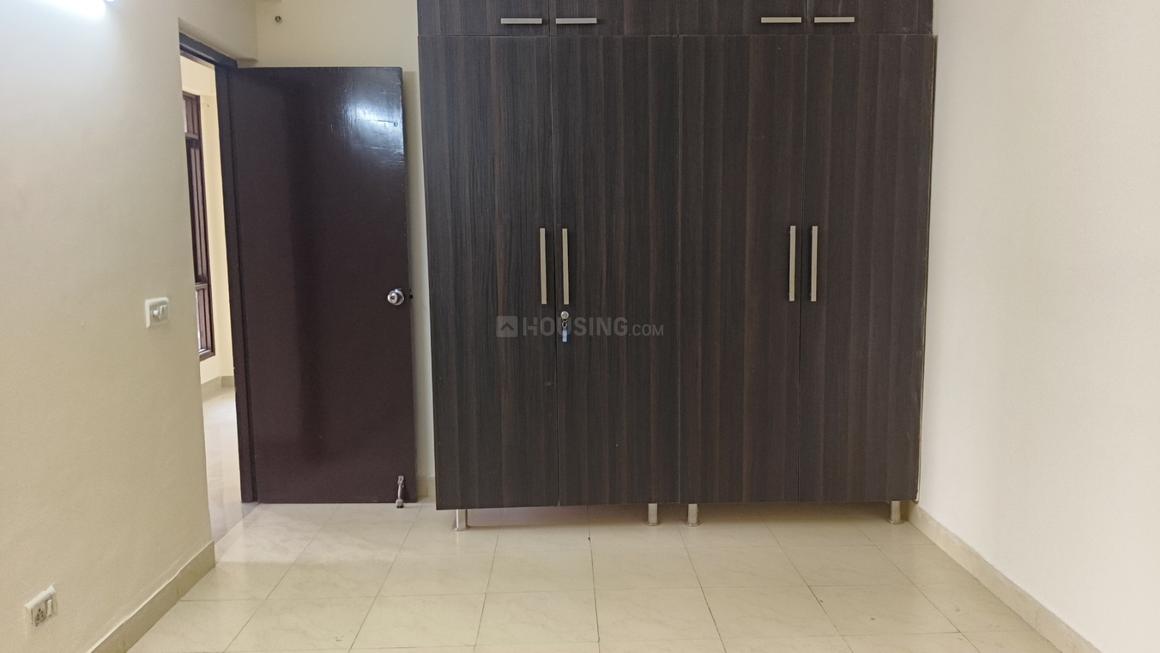 2 BHK for rent in Sector 37C, Gurugram — semi-furnished — 850 sq.ft — Apex Our Homes 1