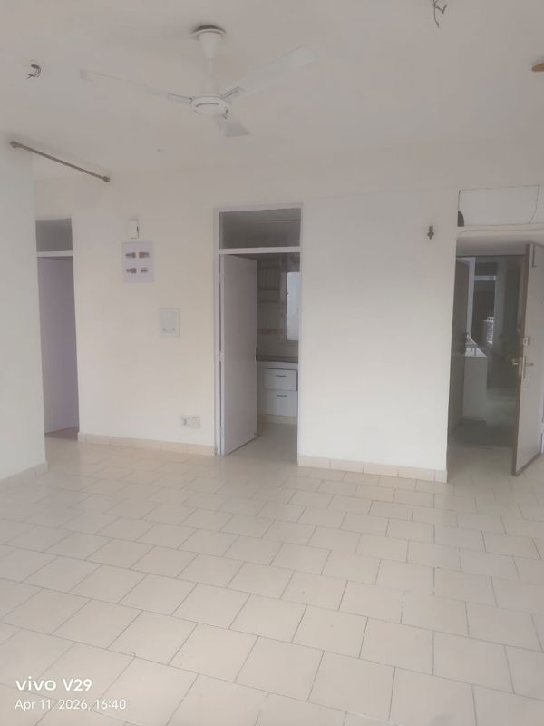 2 BHK for rent in Sector 37d, Gurugram — semi-furnished — 500 sq.ft — Signature Global The Millennia