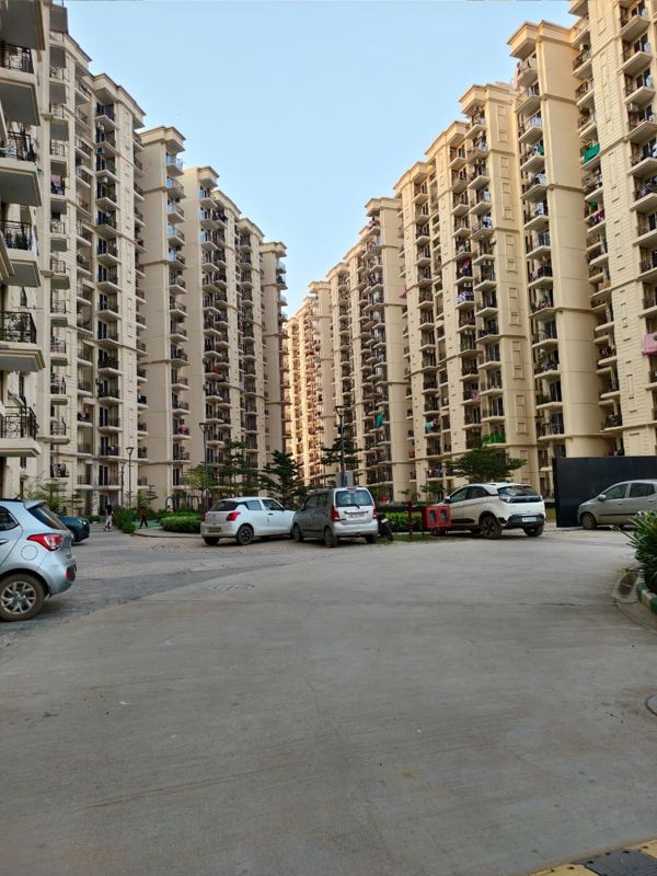 2 BHK for rent in Sector 37d, Gurugram — unfurnished — 1115 sq.ft — Signature Global City