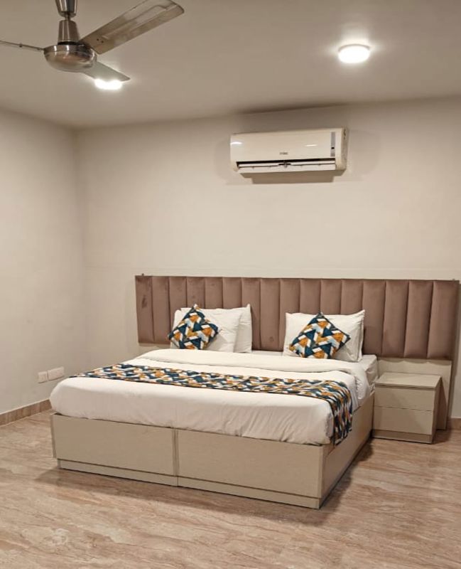 2 BHK for rent in Sector 38, Gurugram — furnished — 160 sq.ft