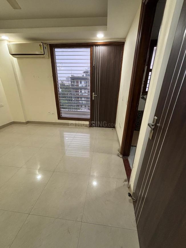 2 BHK for rent in Sector 38, Gurugram — semi-furnished — 1299 sq.ft